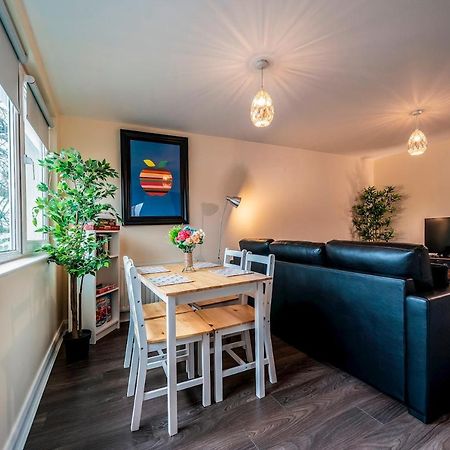 1 Bd Apt In Historical W Belfast Close To Centre Extérieur photo