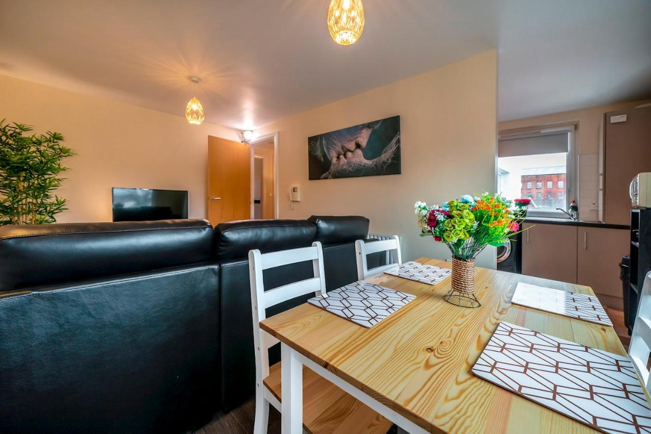 1 Bd Apt In Historical W Belfast Close To Centre Extérieur photo