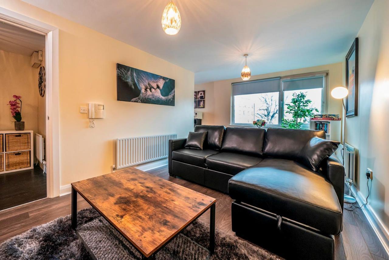 1 Bd Apt In Historical W Belfast Close To Centre Extérieur photo